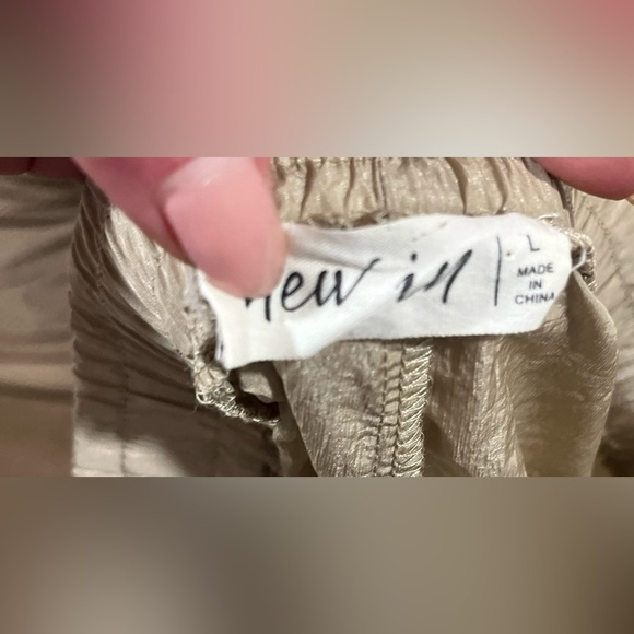 Like new shiny gold joggers size large - Picture 2 of 2